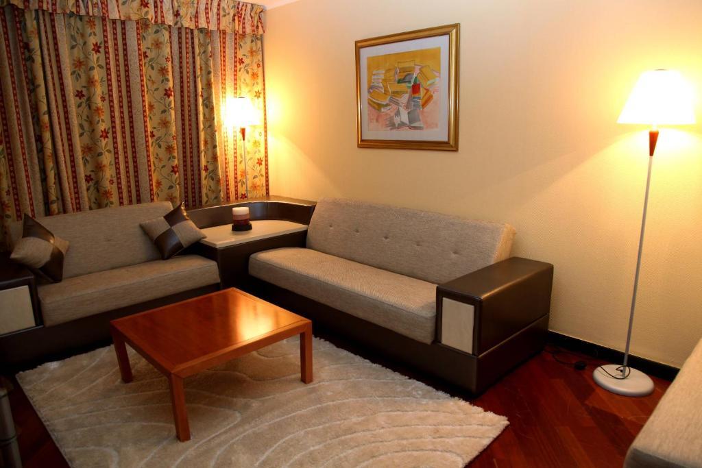 Aksai Residence Aksay Bilik gambar
